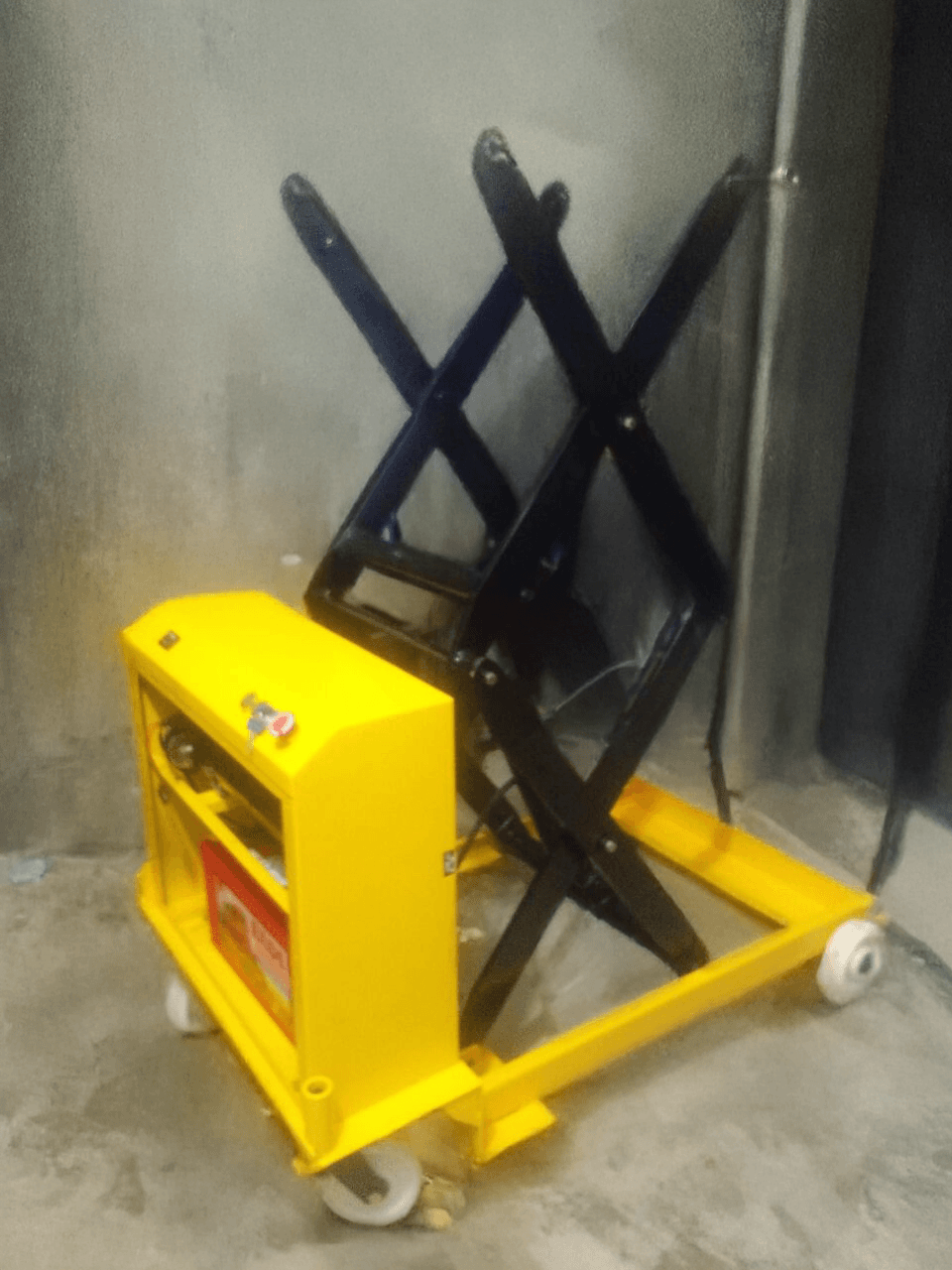 Scissor Lift